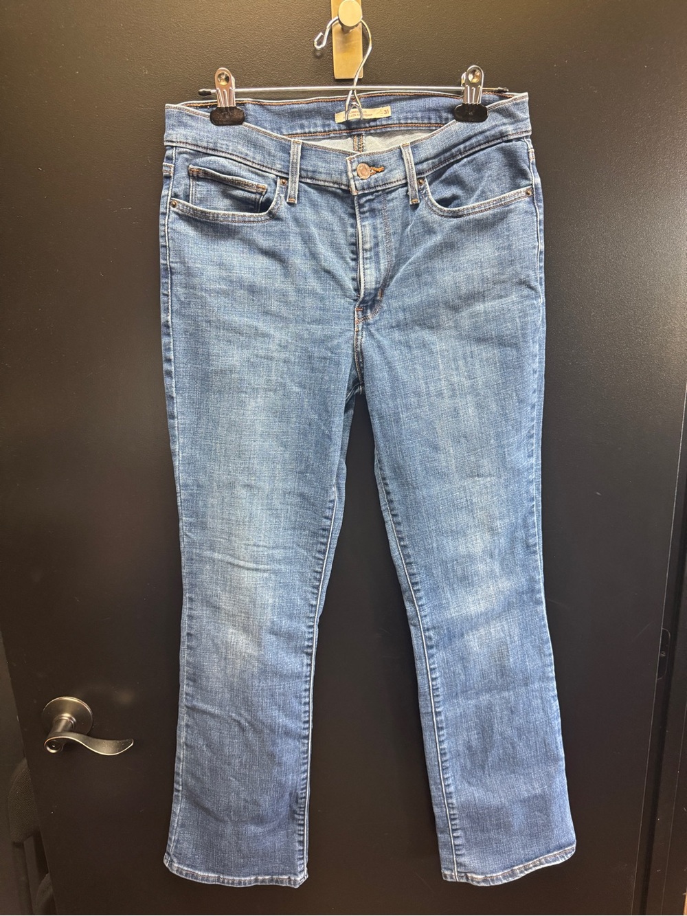 Levi’s Classic Women's slimming boot Jeans - Light Blue Denim